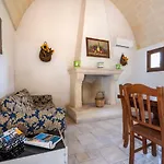 Trullo Giovanni Villa San Michele Salentino
