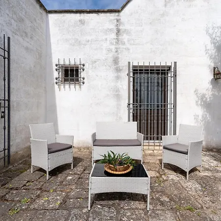 Trullo Giovanni Villa San Michele Salentino
