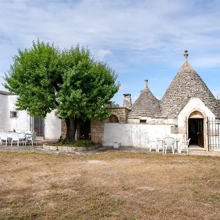 Trullo Giovanni Villa *